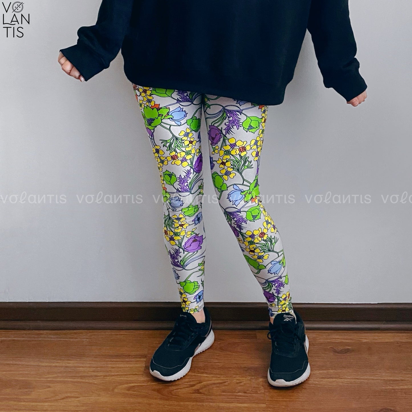 Calza Lycra Dupont Flores fondo blanco