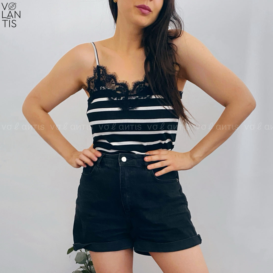 Polera Rayas y Encaje